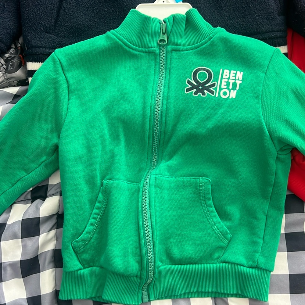 Green Benetton zip up 2-3 T